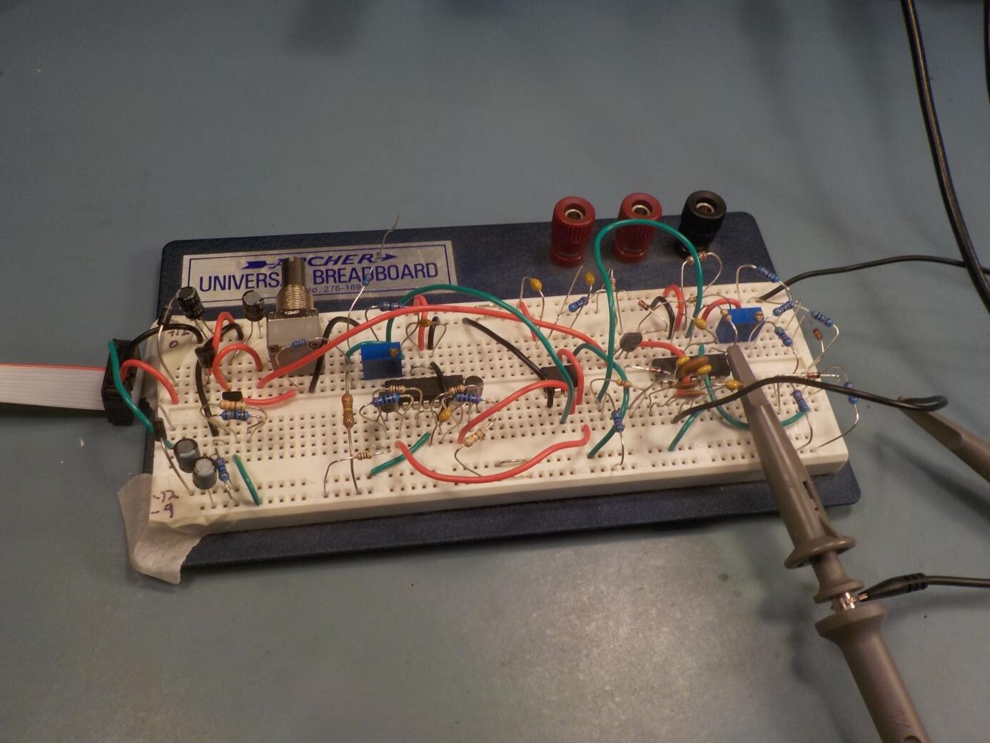 Constant-charge sawtooth core on breadboard